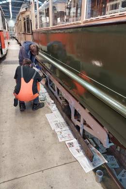 F3: Entrosten und Lackieren