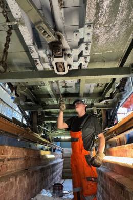 F3: Farbarbeiten am Unterboden