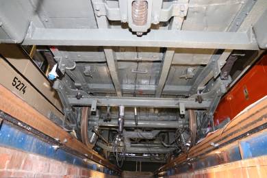 F3: Der fertig lackierte Unterboden