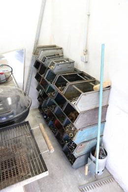 Aufräumen und Sortieren von Schrauben, Splinten etc