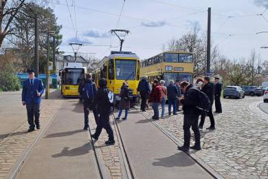 Pause mit den Sonderzügen und em Bus der ATB in Schmöckwitz